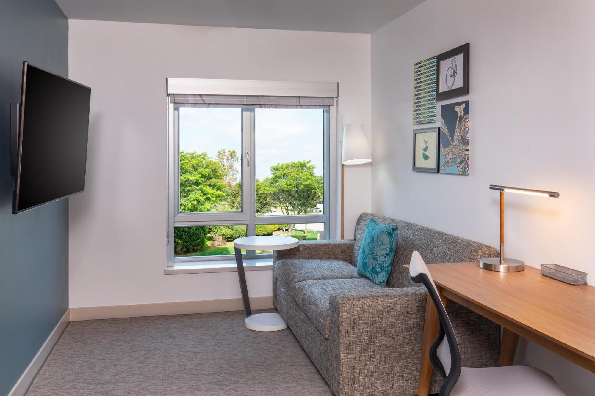 Element Hotel
